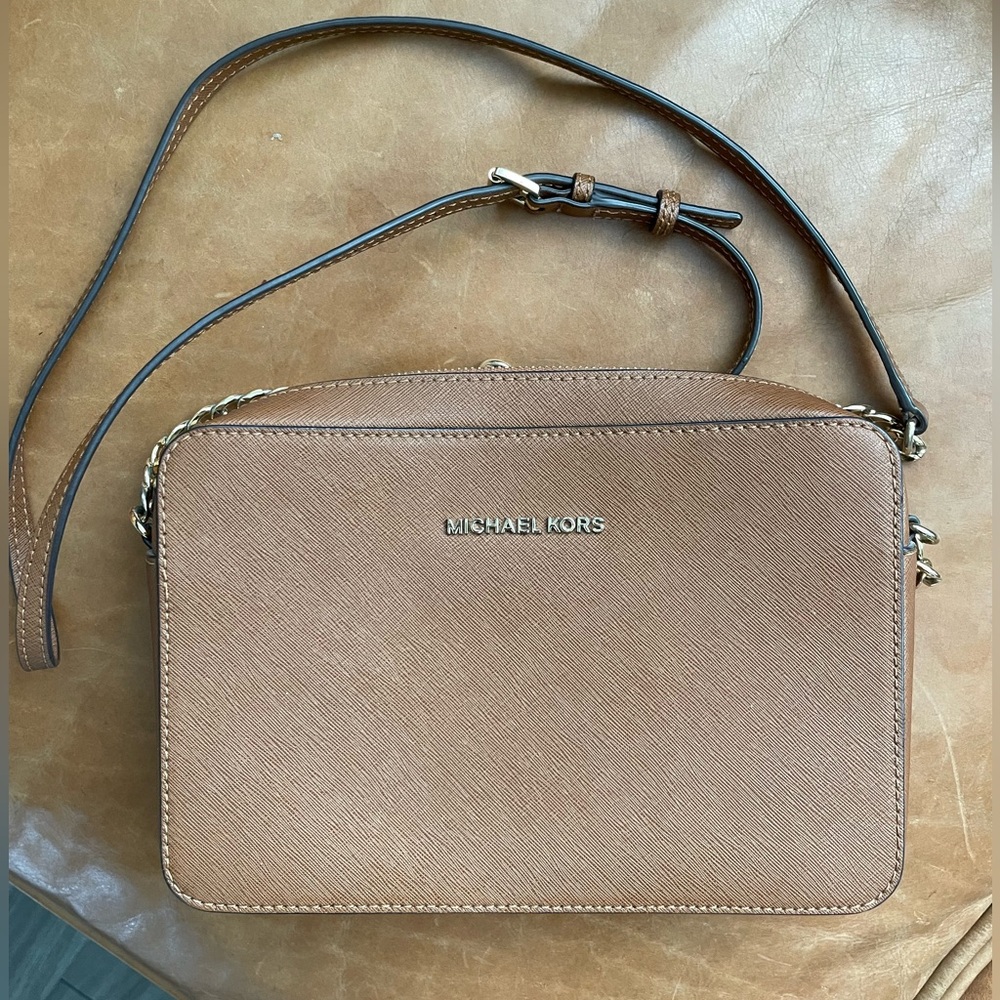 Michael Kors crossbody purse